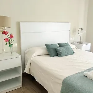 https://la-casa-de-la-muralla-cordoba.es-andalucia.com